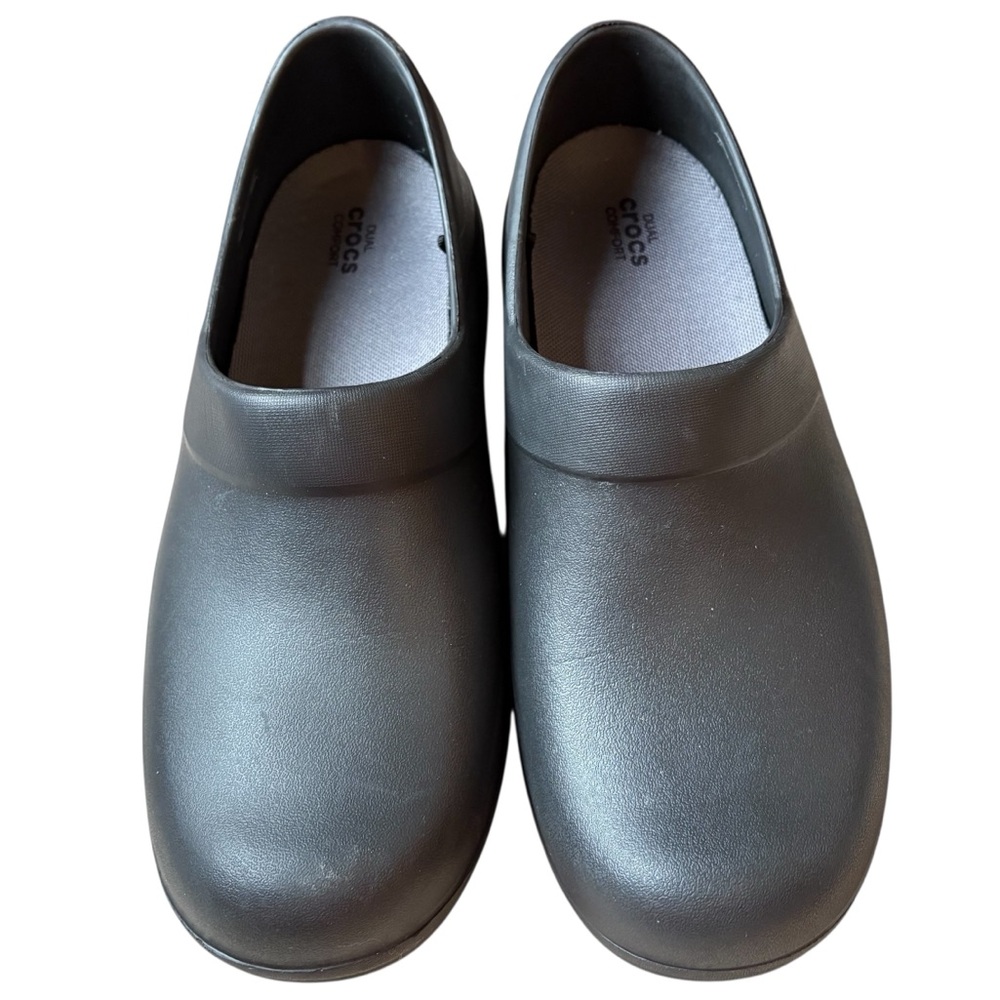 CROCS Women’s Matte Black Slip-On Clogs
